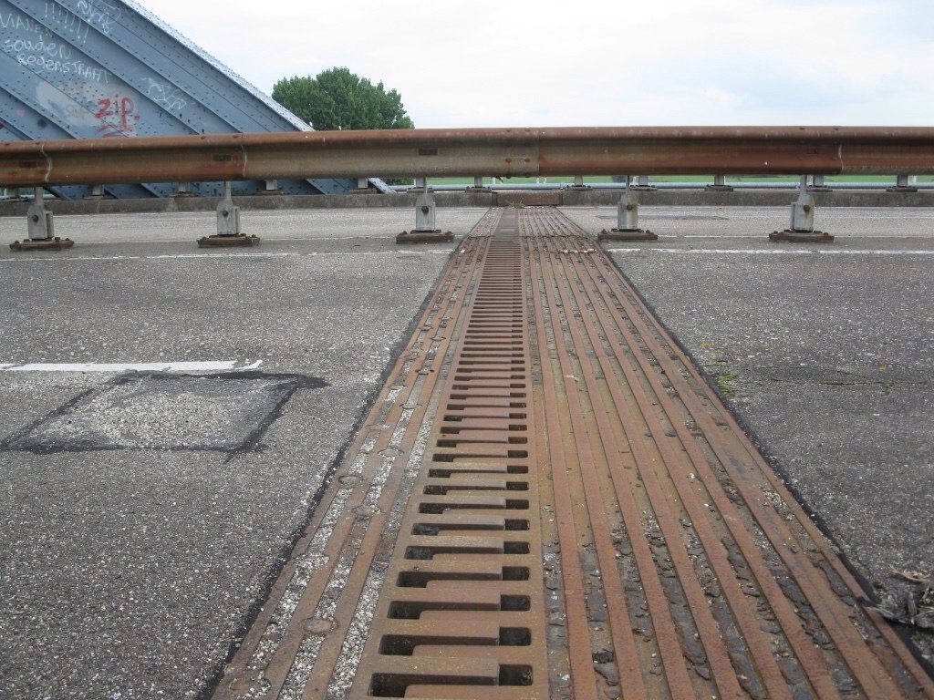 Lekbrug vianen