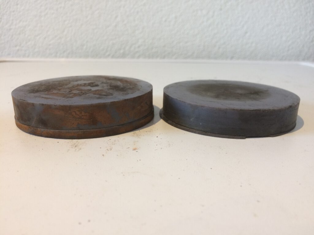 Uitgebouwde opleggingen traversebalk (rechts is midden dwarsdrager brug)